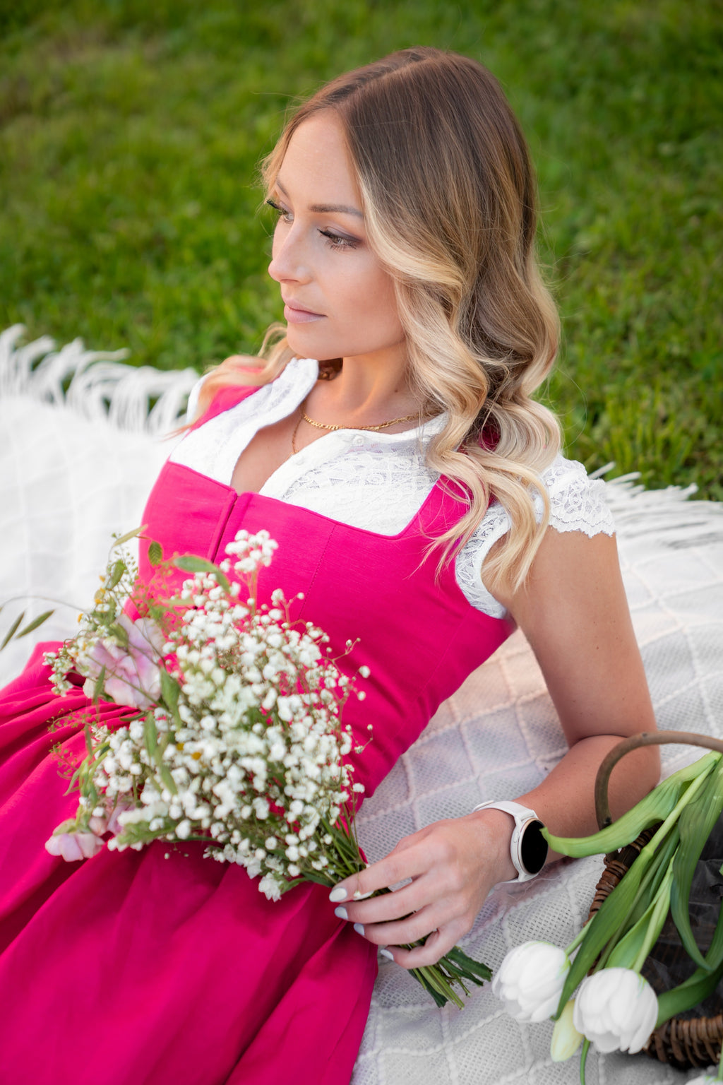 Dirndl Lily