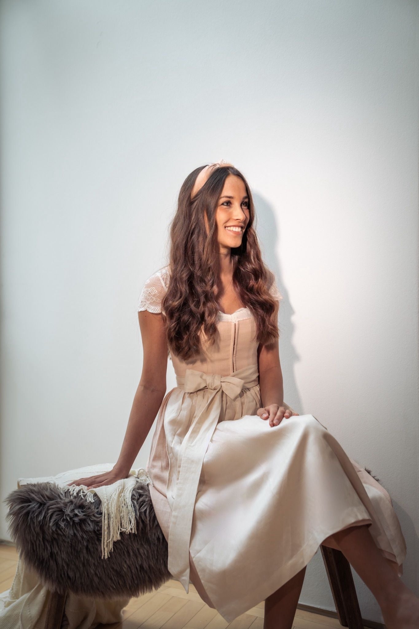 Rosa Dirndl aus Baumwolle & Leine