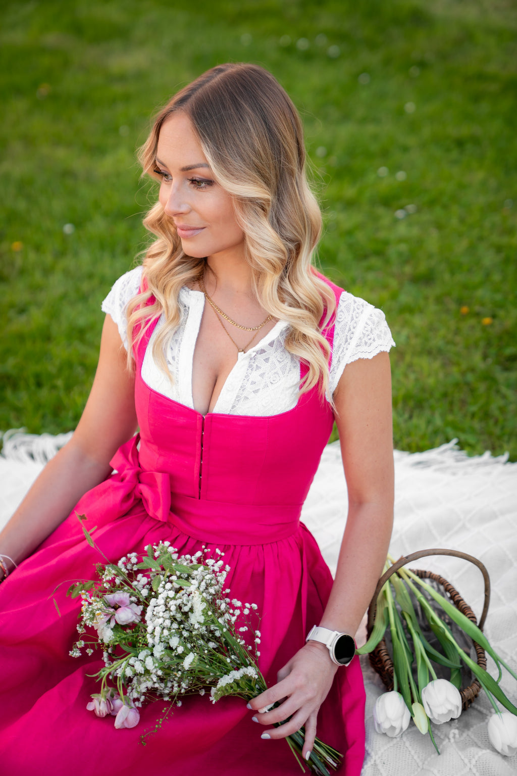 Dirndl Lily